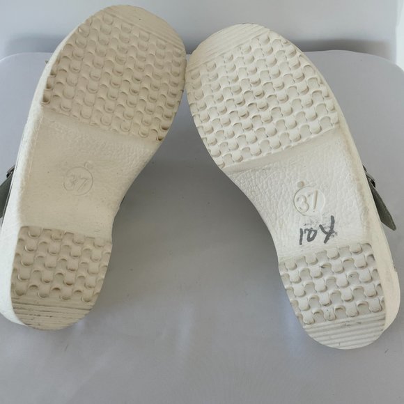 Skanetoffeln White Clogs Made in Sweden - Picture 2 of 6